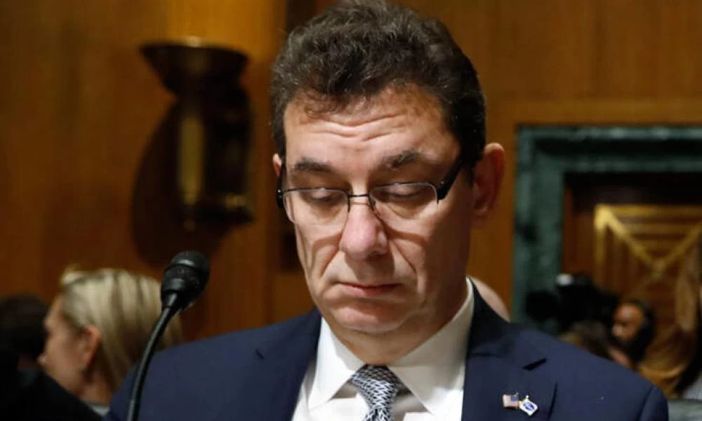 Χαρούμενος και… ανακουφισμένος ο Έλληνας της Pfizer: «Ιστορική μέρα»!